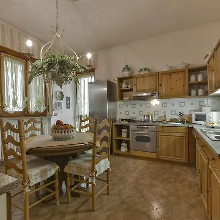 Villa Luisa *