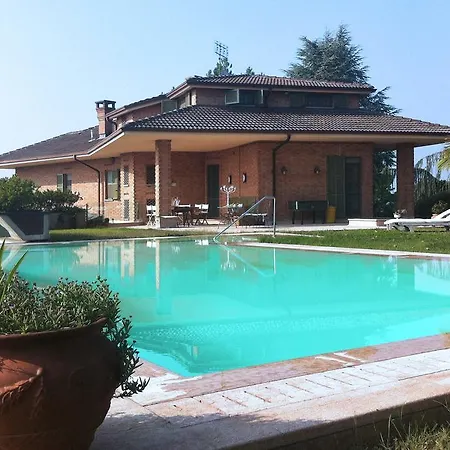 Luisa * Alba (Piedmont)